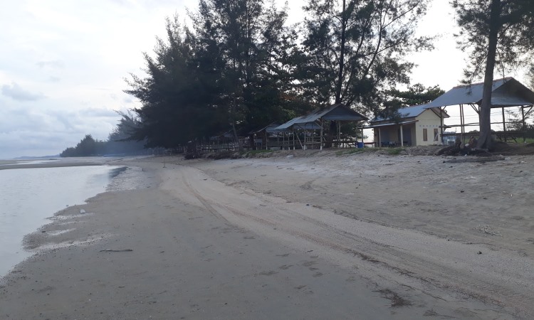Fasilitas Pantai Pukan Bangka