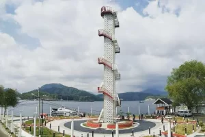 Menara Merah Putih