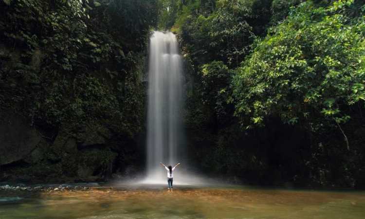 Aktivitas Air Terjun Lematang Indah