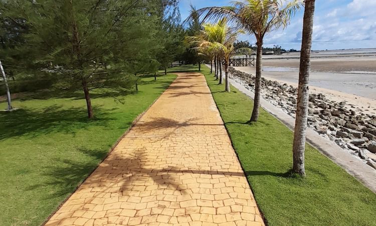 Alamat Pantai Piwang Natuna