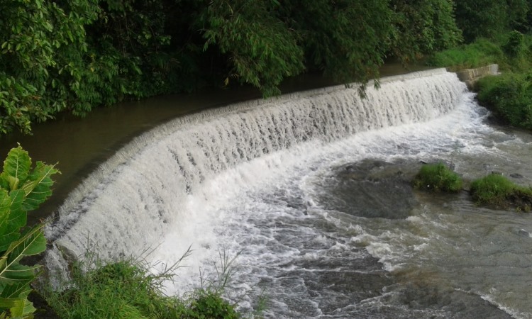 Daya Tarik Air Terjun Tangga Manik Lahat