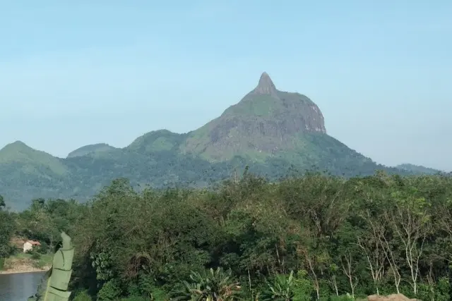 Daya Tarik Wisata Bukit Jempol
