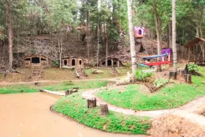 Daya Tarik Lembah Pelangi