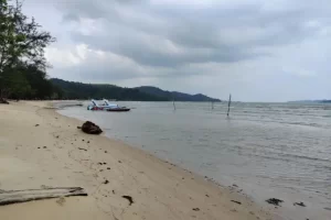 Daya Tarik Pantai Melayu