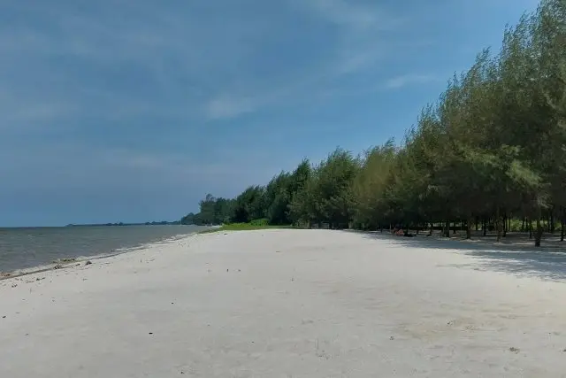 Fasilitas Pantai Romantis