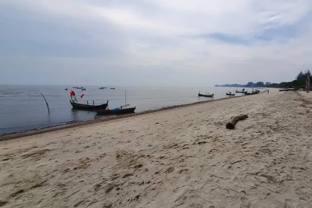 Kegiatan Seru Pantai Mutiara
