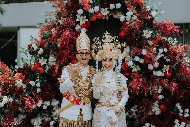 Baju Saibatin & Pepadun - Fakta, Filosofi dan Keunikan Pakaian Adat Lampung