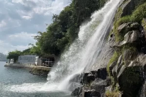 Daya Tarik Air Terjun Situmurun