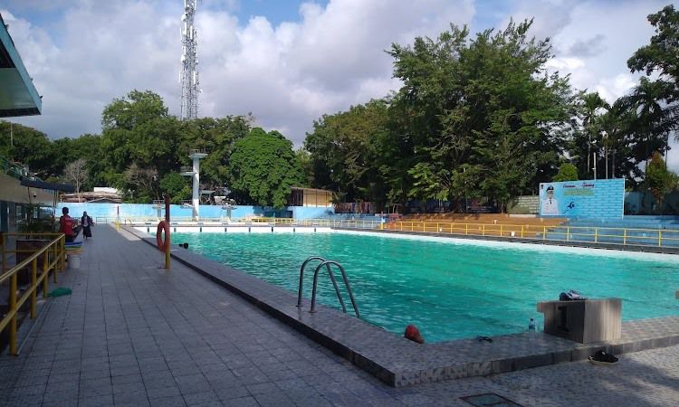 Kegiatan Kolam Renang Teratai Padang