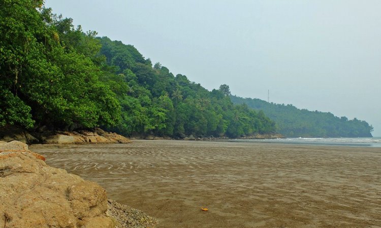 Tiket Pantai Air Manis