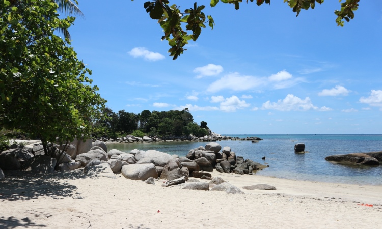 Alamat Pantai Trikora