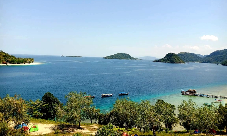 Biaya Wisata ke Pulau Sikuai