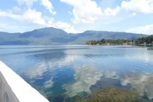 Daya Tarik Danau Singkarak