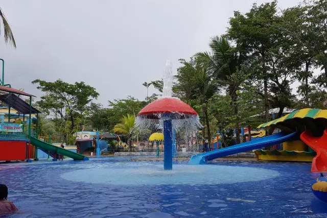 Daya Tarik OPI Water Fun