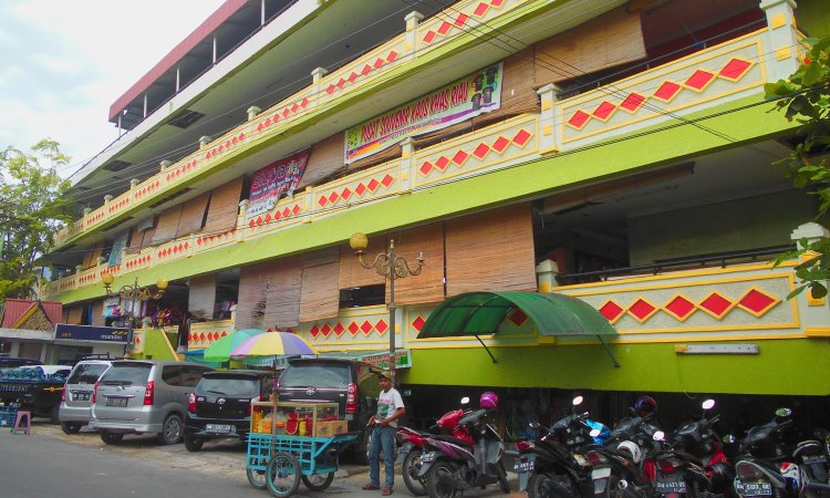 Daya Tarik Pasar Bawah