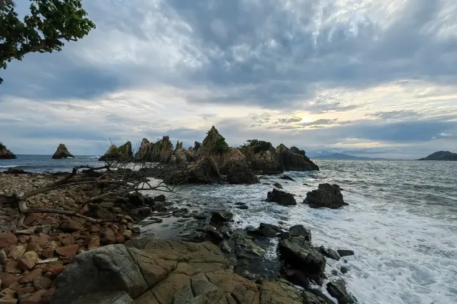 Daya Tarik Teluk Kiluan