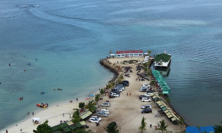 Daya Tarik di Pantai Sari Ringgung