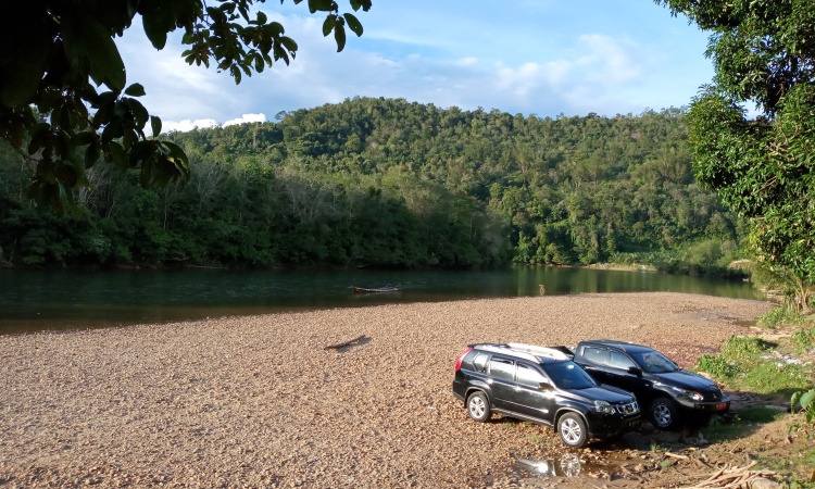 Fasilitas Air Terjun Batu Dinding