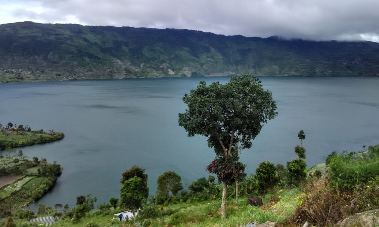 Fasilitas Danau Kembar Solok