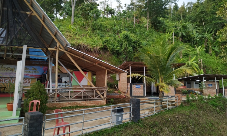 Fasilitas Muncak Pass Lampung