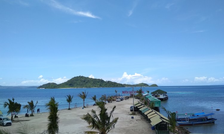 Fasilitas Pantai Sari Ringgung Lampung