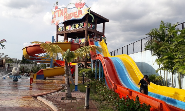 Kegiatan Menarik di Citraland Waterpark