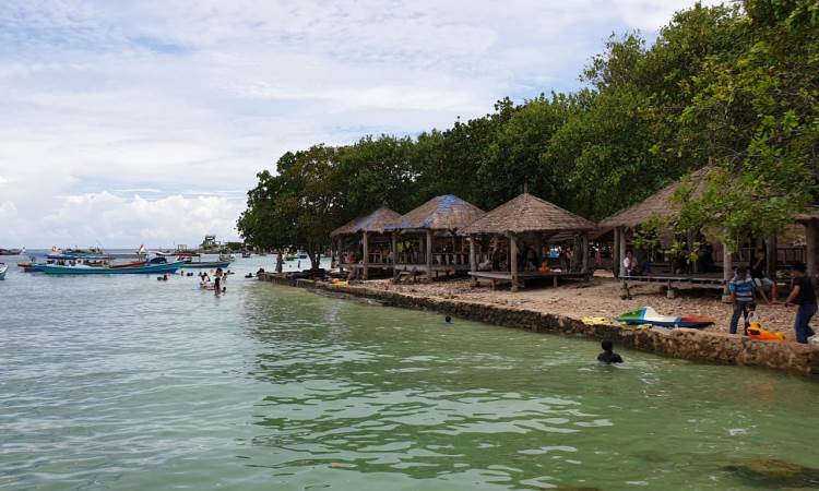 Kegiatan Menarik di Pantai Mutun