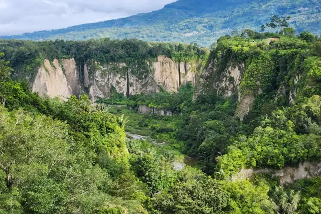 Kegiatan Ngarai Sianok