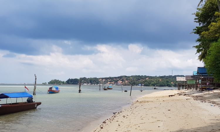 Penginapan Murah di Pantai Nongsa