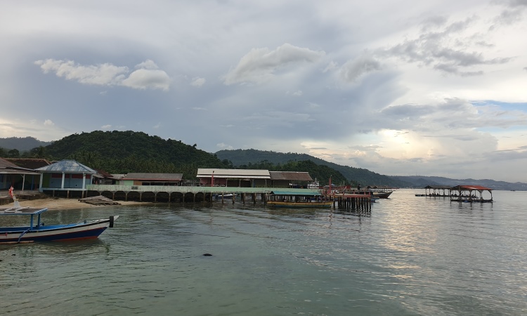 Penginapan Pantai Mutun