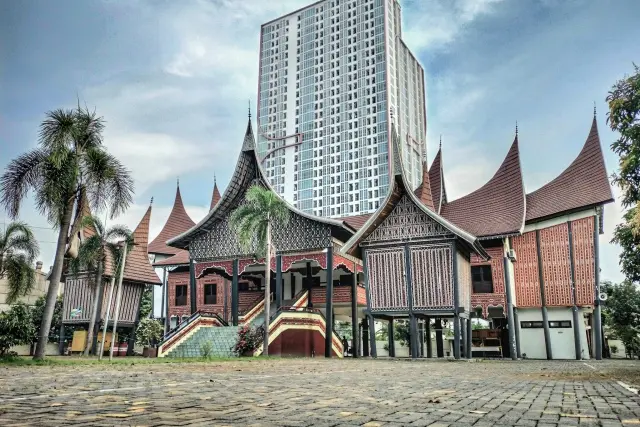 Rumah Gadang, Rumah Adat Tradisional Minangkabau