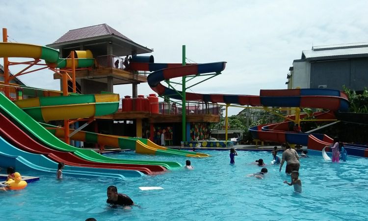 Aktivitas Arau Mini Waterpark