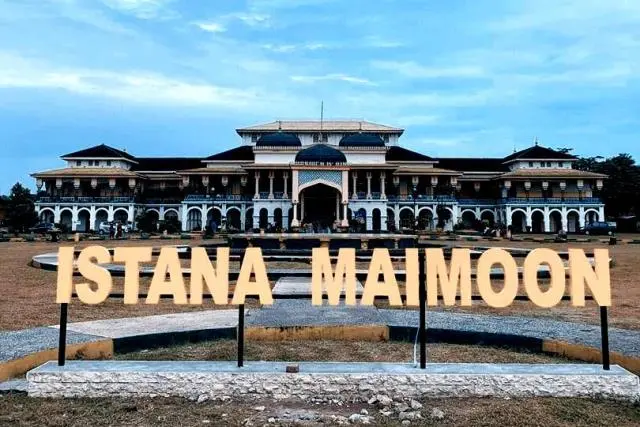 Istana Maimun Medan