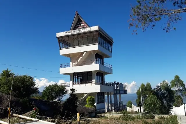 Menara Pandang Tele Samosir