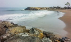 Pantai Puruih, Spot Terbaik Menikmati Indahnya Panorama Laut di Padang