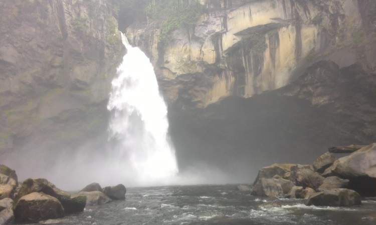 Daya Tarik Air Terjun Turbo