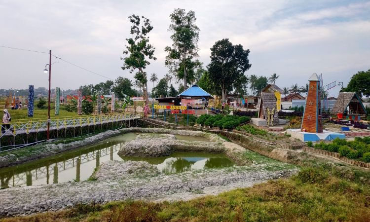 Daya Tarik Taman Asmoro Jati Agung