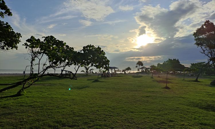 Fasilitas Pantai Kedu Kalianda