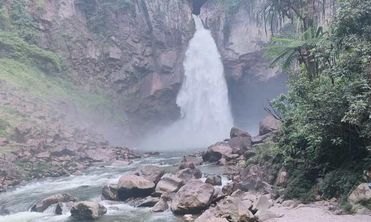 Fasilitas di Kawasan Air Terjun