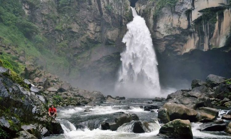 Kegiatan Menarik di Air Terjun Turbo