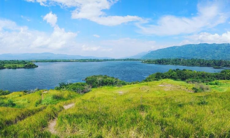 Aktivitas Menarik di Danau Lebar