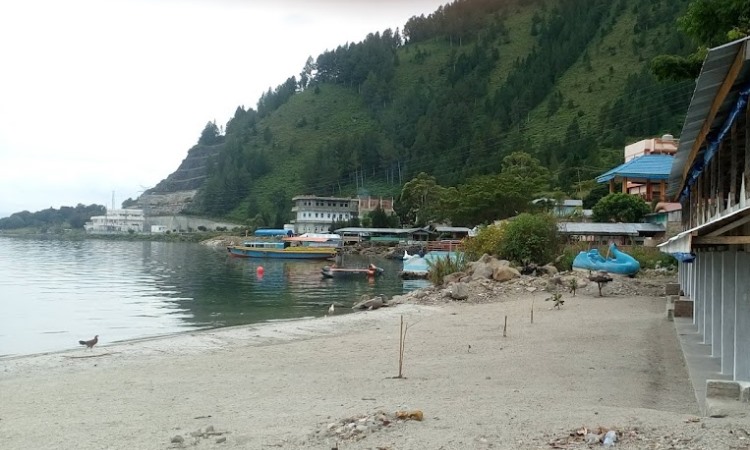 Aktivitas Menarik di Pantai Silalahi