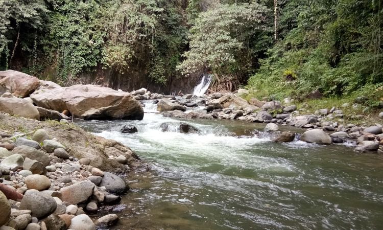 Alamat Air Terjun Sampuren Putih