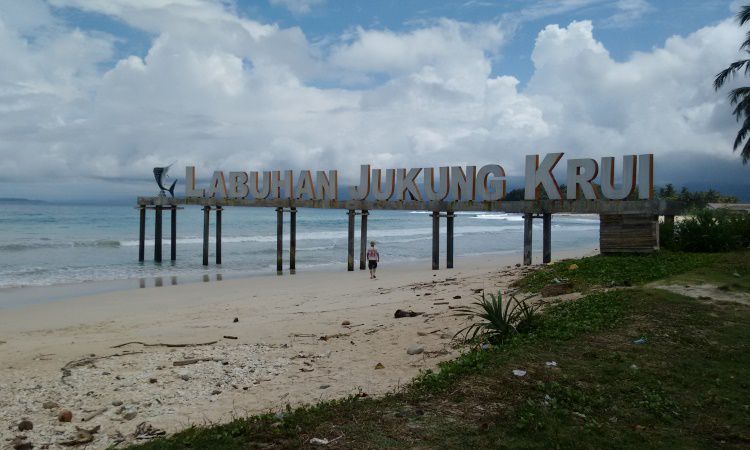 Alamat Pantai Labuhan Jukung