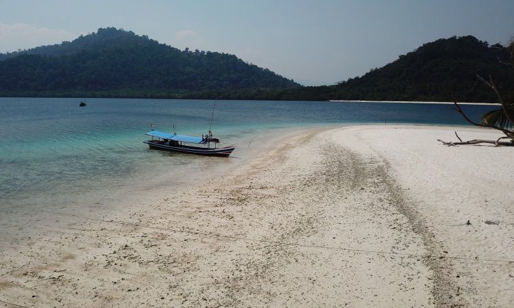 Alamat Pulau Kelagian Lunik