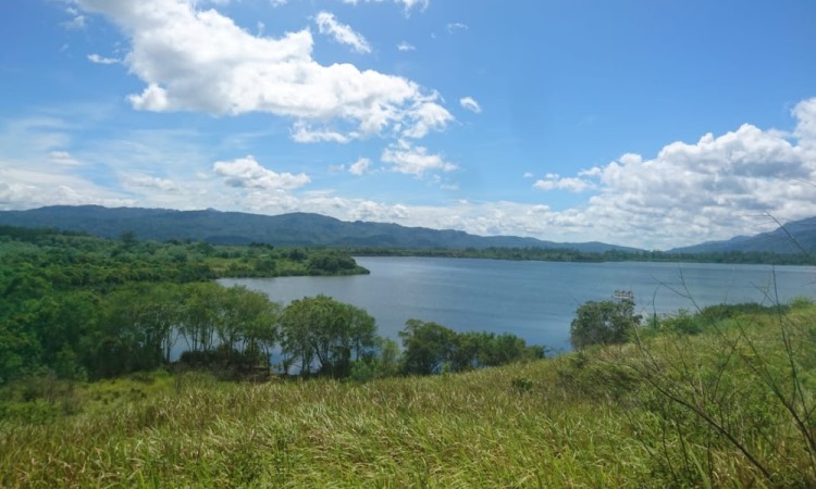 Alamat di Danau Asam Suoh
