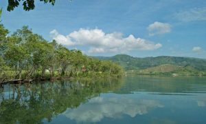Danau Asam Suoh Lampung