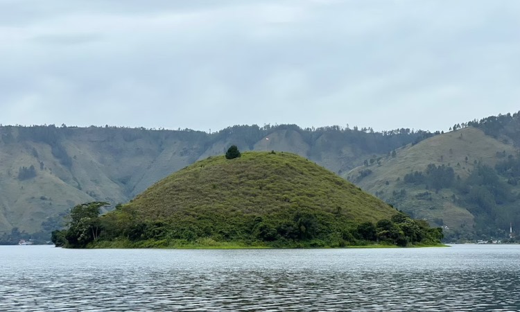 Daya Tarik di Pulau Simamora