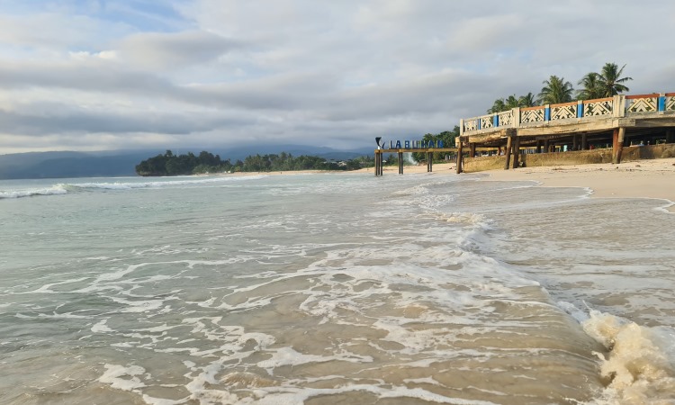 Fasilitas Pantai Labuhan Jukung