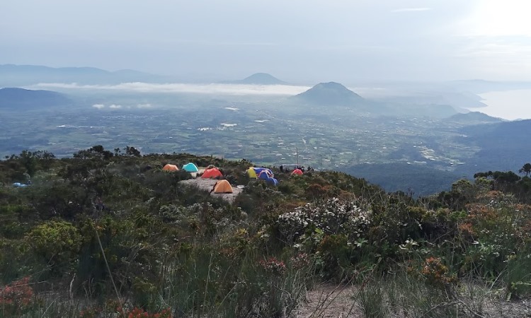 Fasilitas di Gunung Sibuatan